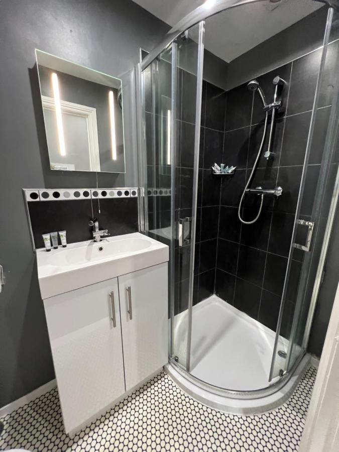 Addison House Otel Woking Dış mekan fotoğraf