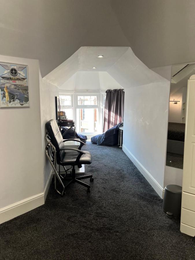 Addison House Otel Woking Dış mekan fotoğraf